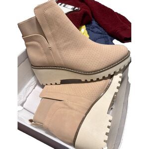 Dolce Vita Huey‎ H2O Rielle Nude Ankle Bootie